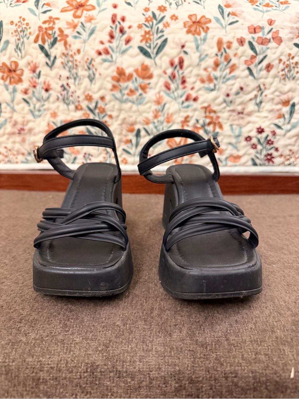 SHEIN Black Strappy Platform Sandals with Ankle Buckle
